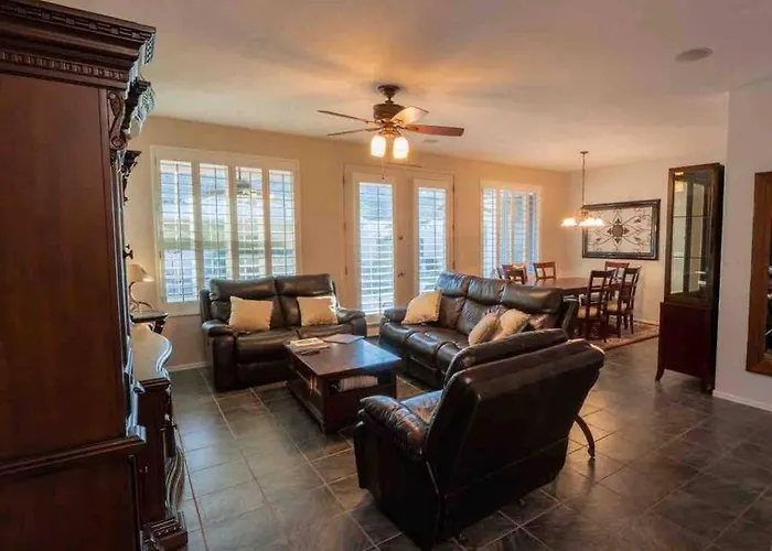 Mountain View Hideaway With Heated Pool