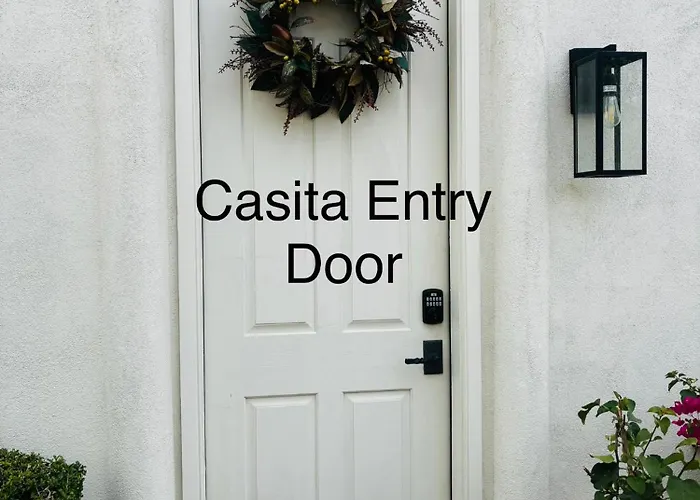 Beautiful Private Casita/Guesthouse W/ Kitchen, Access To Pool/Spa